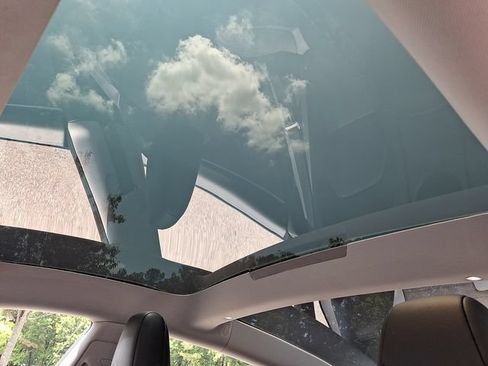 Used 2025 Tesla Model 3 Long Range RWD image 14