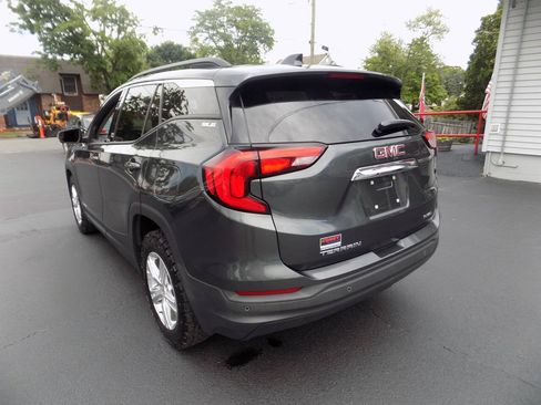 Used 2020 GMC Terrain SLE w/ Driver Convenience Package AWD/4WD image 6