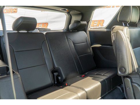 Used 2022 Chevrolet Traverse Premier w/ Redline Edition FWD image 41