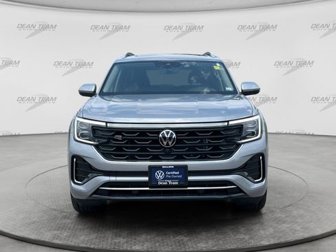 Certified 2026 Volkswagen Atlas SEL Premium R-Line AWD/4WD image 2
