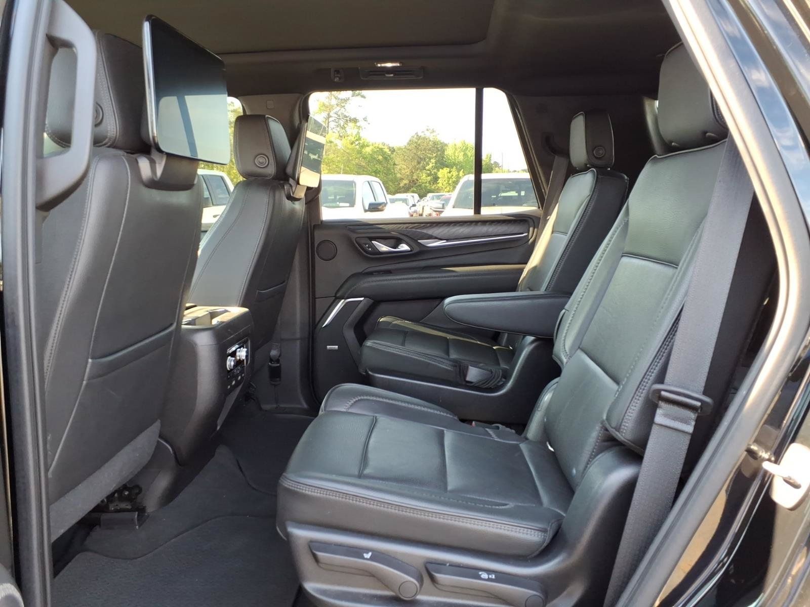 Used 2021 GMC Yukon Denali w/ LPO, Illumination Package AWD/4WD image 21