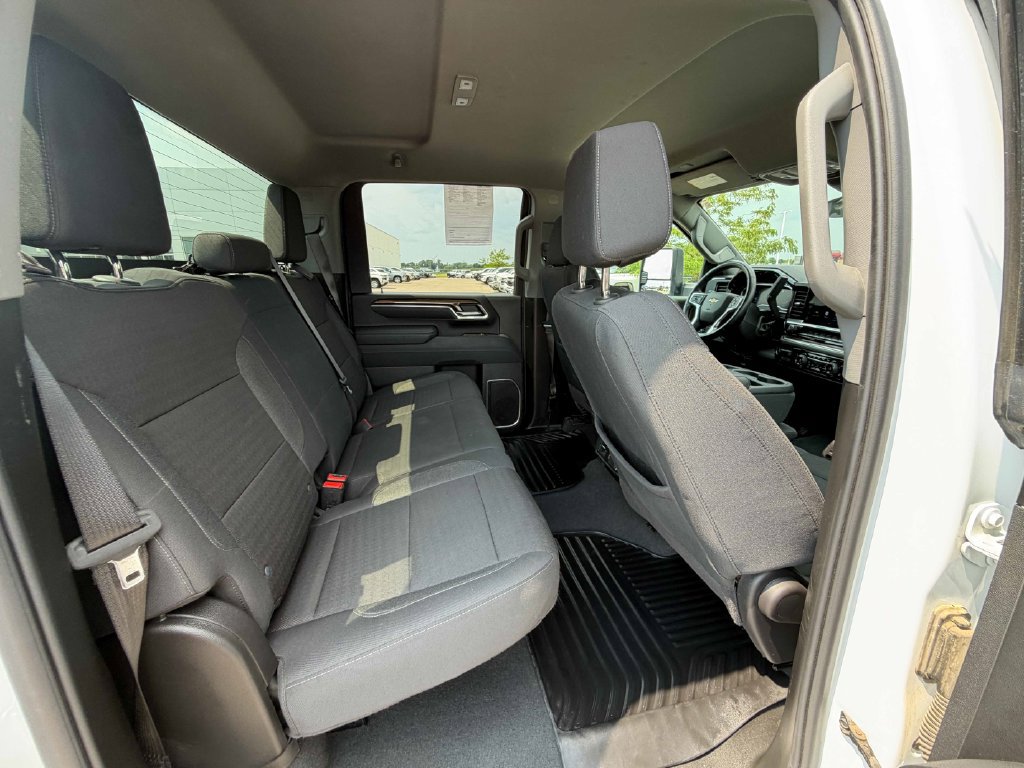 Used 2025 Chevrolet Silverado 2500 LT w/ Convenience Package AWD/4WD image 24
