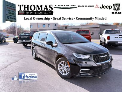 Used 2024 Chrysler Pacifica Touring-L