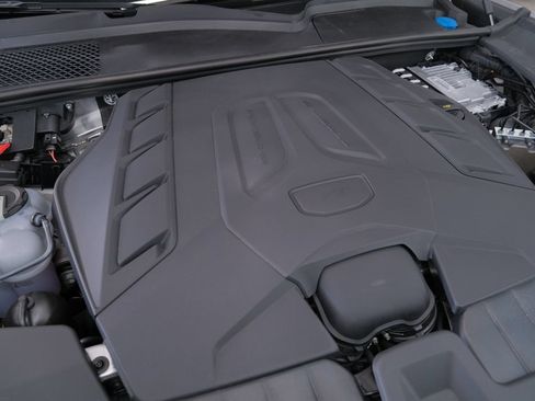 Used 2026 Porsche Cayenne Turbo GT AWD/4WD image 53