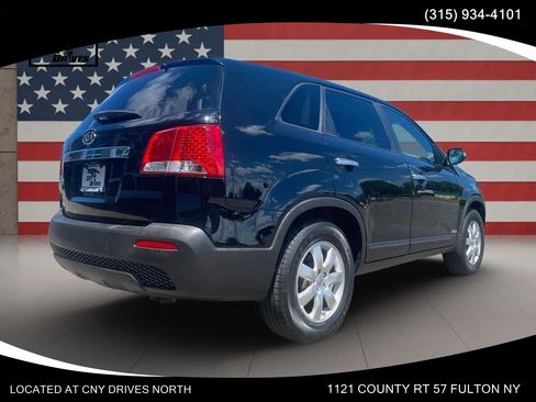 Used 2013 Kia Sorento LX AWD/4WD image 3