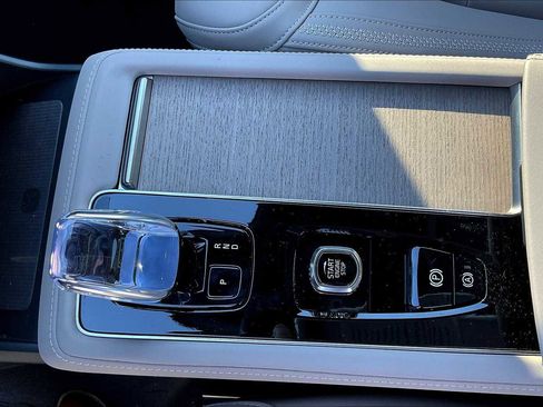 New 2026 Volvo XC90 T8 Plus w/ Protection Package Premier image 10