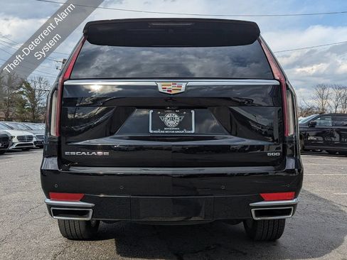 Used 2022 Cadillac Escalade Premium Luxury RWD image 11