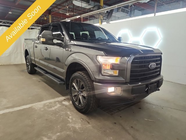 Used 2017 Ford F150 XLT w/ Equipment Group 302A Luxury AWD/4WD image 6