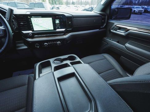 Used 2023 GMC Sierra 1500 Elevation image 38