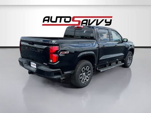 Used 2024 Chevrolet Colorado Z71 AWD/4WD image 7