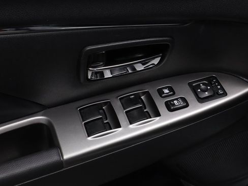 Used 2024 Mitsubishi Outlander Sport SE image 22