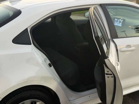Used 2022 Toyota Corolla LE image 21