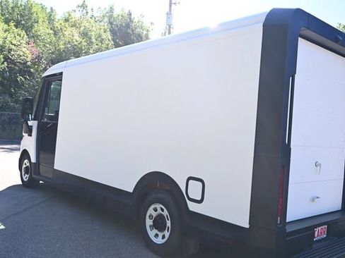 Used 2023 Chevrolet Brightdrop 600 w/ Active Safety Package 2 AWD/4WD image 7