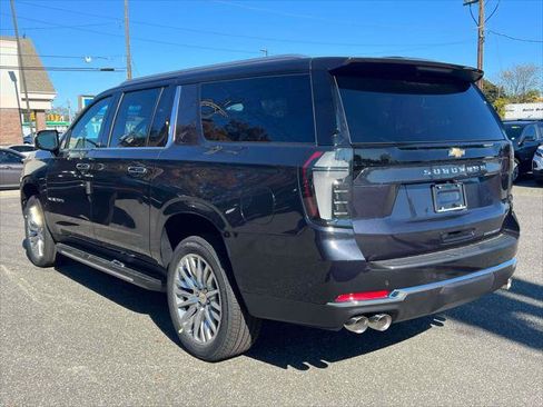 New 2026 Chevrolet Suburban Premier w/ Sun And Tow Package image 7