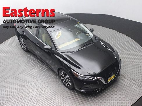 Used 2023 Nissan Sentra SV w/ SV Premium Package FWD image 3