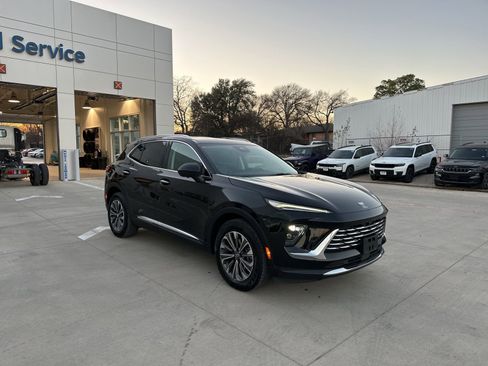 Used 2024 Buick Envision Preferred image 7