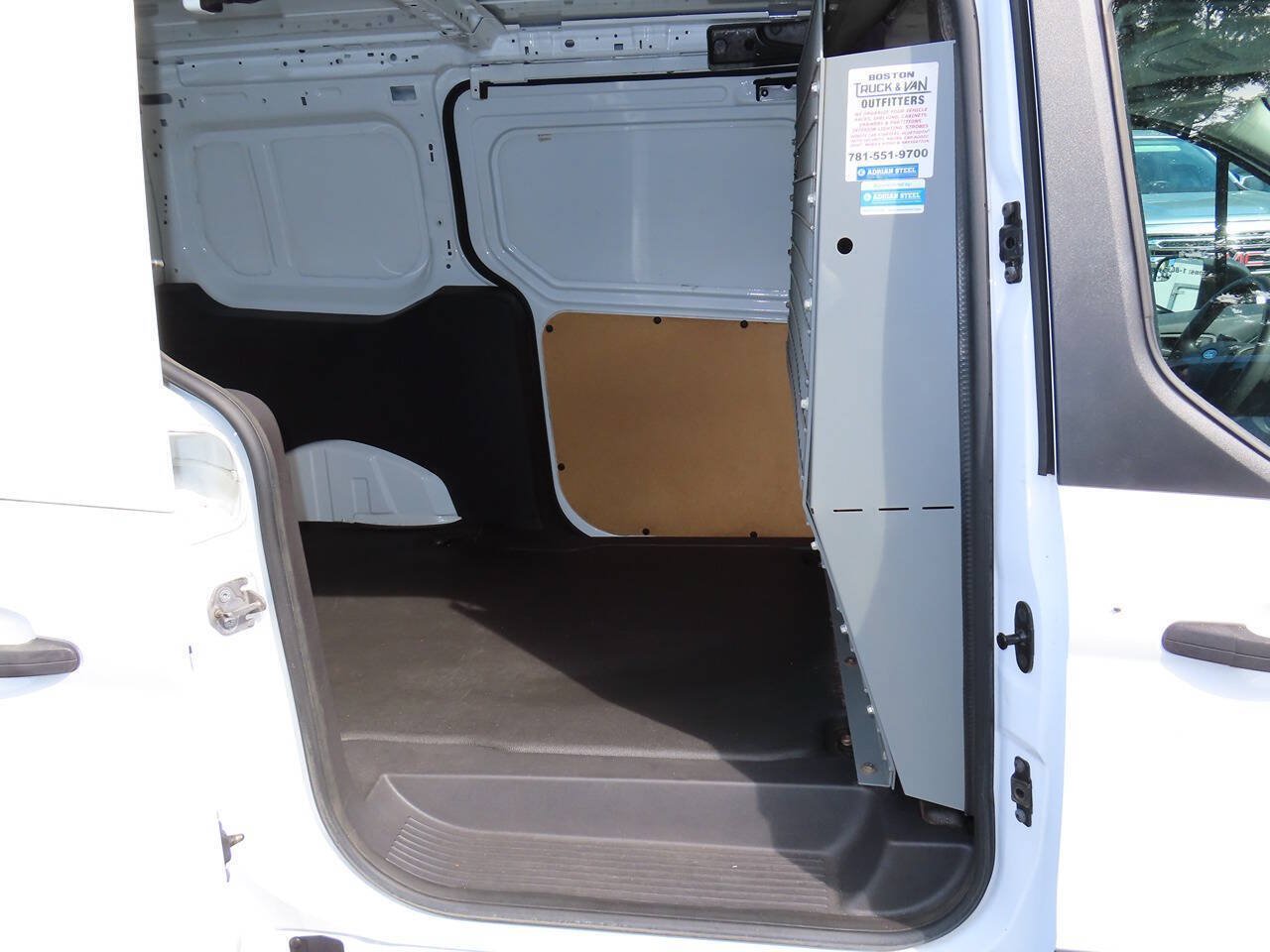 Used 2018 Ford Transit Connect XL FWD image 11