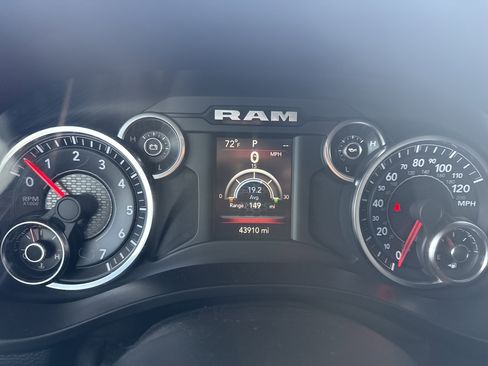 Used 2021 RAM 1500 Big Horn image 35