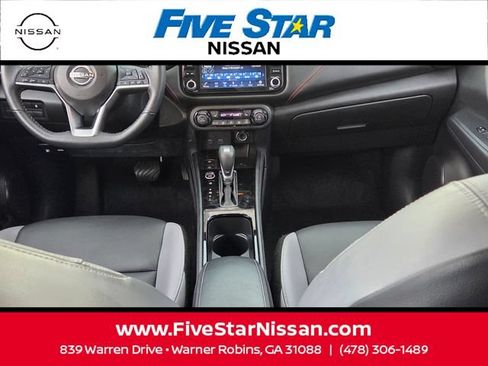 Used 2023 Nissan Kicks SR w/ SR Premium Package FWD image 8