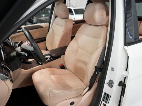 Used 2019 Mercedes-Benz GLE 43 AMG 4MATIC w/ Premium 2 Package image 10