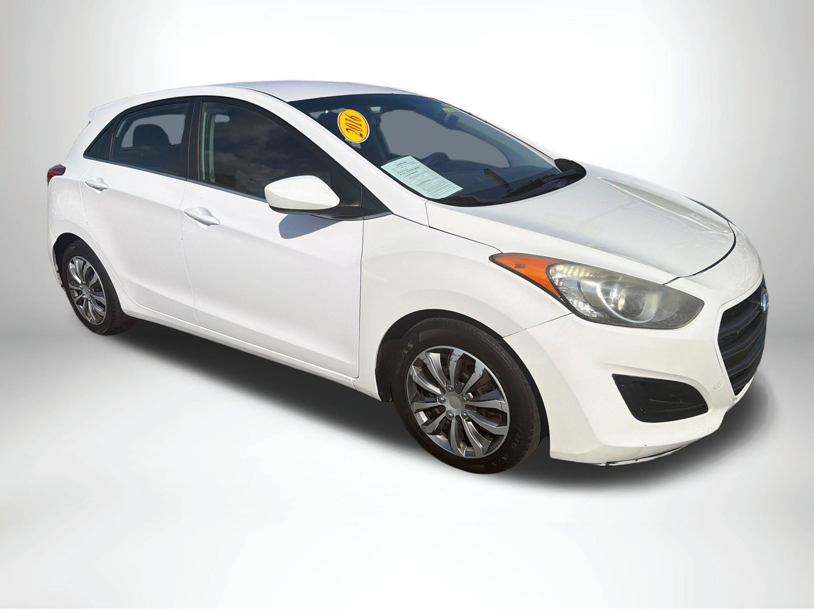 Used 2016 Hyundai Elantra GT FWD image 9
