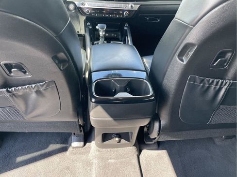 Used 2024 Kia Telluride S w/ S Sunroof Package AWD/4WD image 17