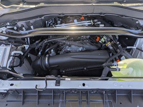 New 2026 Ford Explorer Platinum image 16