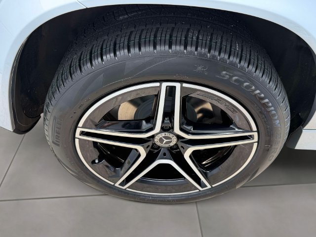 Certified 2025 Mercedes-Benz GLE 450e 4MATIC image 6