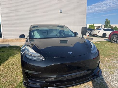 Used 2018 Tesla Model 3 Long Range AWD/4WD image 25