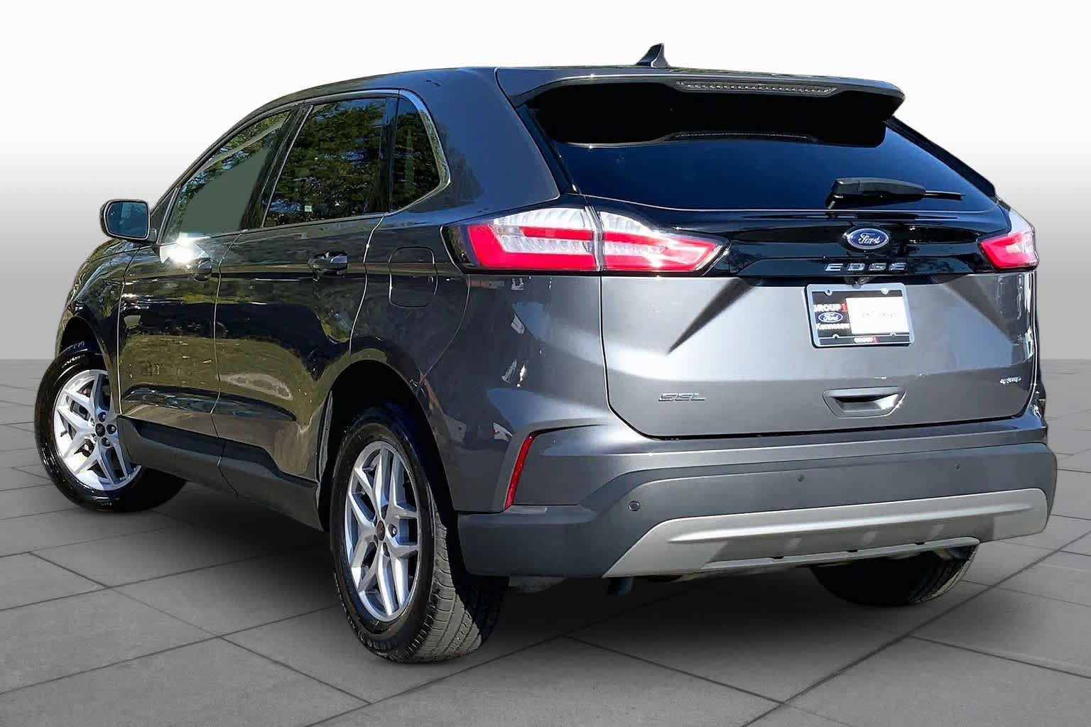 Used 2024 Ford Edge SEL AWD/4WD image 11
