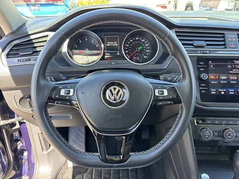 Used 2021 Volkswagen Tiguan SE image 25