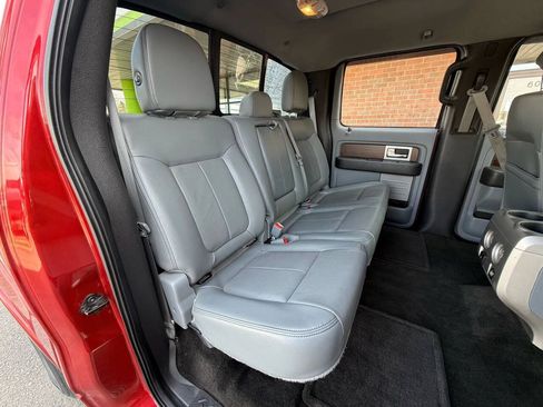 Used 2014 Ford F150 Lariat w/ Lariat Chrome Package AWD/4WD image 24
