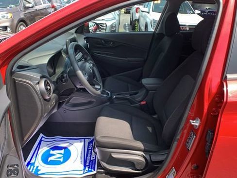 Used 2022 Hyundai Kona SEL w/ Cargo Package AWD/4WD image 10