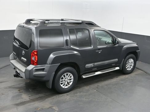 Used 2015 Nissan Xterra S image 37