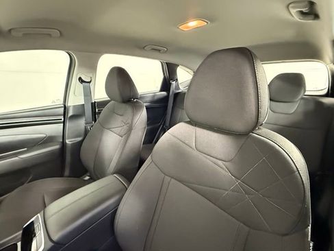 Used 2024 Hyundai Tucson SE image 9