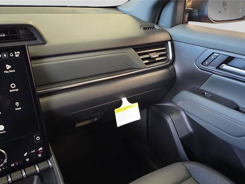 New 2026 GMC Terrain AT4 w/ Technology Package II image 26