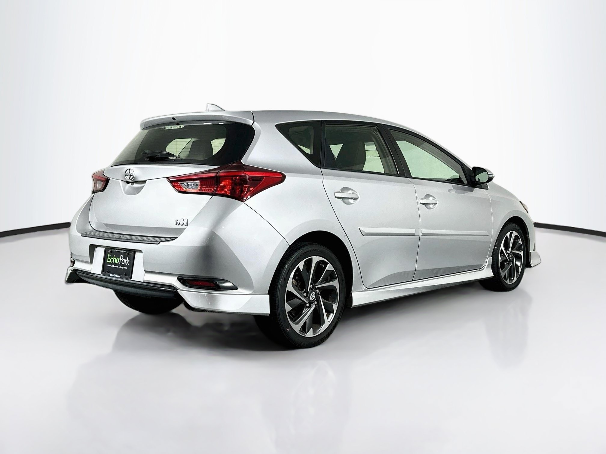 Used 2016 Scion iM FWD image 9