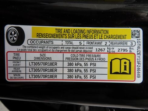 Used 2025 GMC Sierra 2500 AT4X image 82