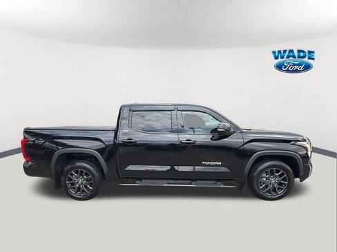 Used 2022 Toyota Tundra SR5 w/ SR5 Premium Package image 4