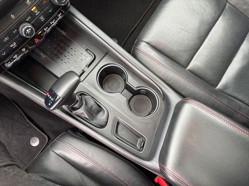 Used 2025 Dodge Durango GT image 33