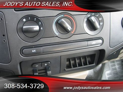 Used 2009 Ford F250 XL image 15