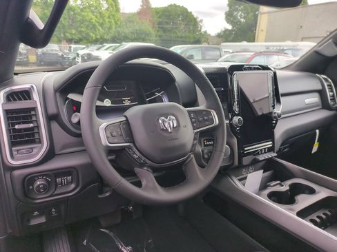 New 2026 RAM 1500 4x4 Crew Cab image 13