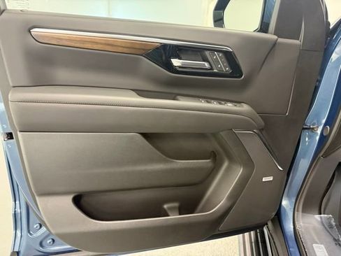 New 2026 Chevrolet Tahoe High Country image 14