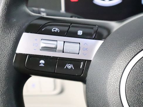 Used 2025 Hyundai Tucson SEL AWD/4WD image 33