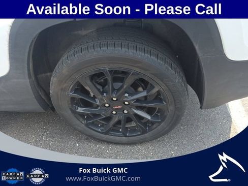 Used 2023 GMC Terrain SLE w/ Driver Convenience Package AWD/4WD image 7