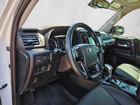 Used 2024 Toyota 4Runner TRD Off-Road Premium w/ Moonroof Package AWD/4WD image 10