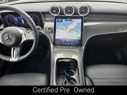 Used 2026 Mercedes-Benz GLC 300 4MATIC image 19