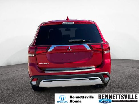 Used 2020 Mitsubishi Outlander ES image 4