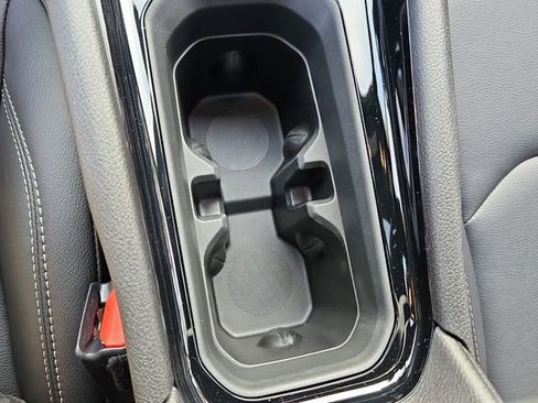 New 2026 Jeep Compass Limited w/ Sun, Sound & Navigation Group image 17