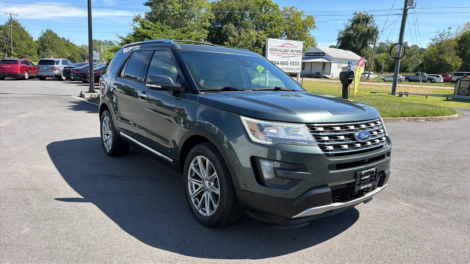 Used 2016 Ford Explorer Limited w/ Equipment Group 301A AWD/4WD image 9